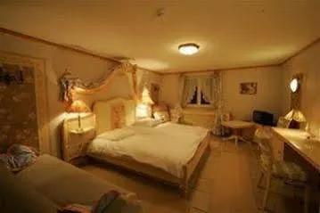 Отель Wellness Seehof Бютгенбах